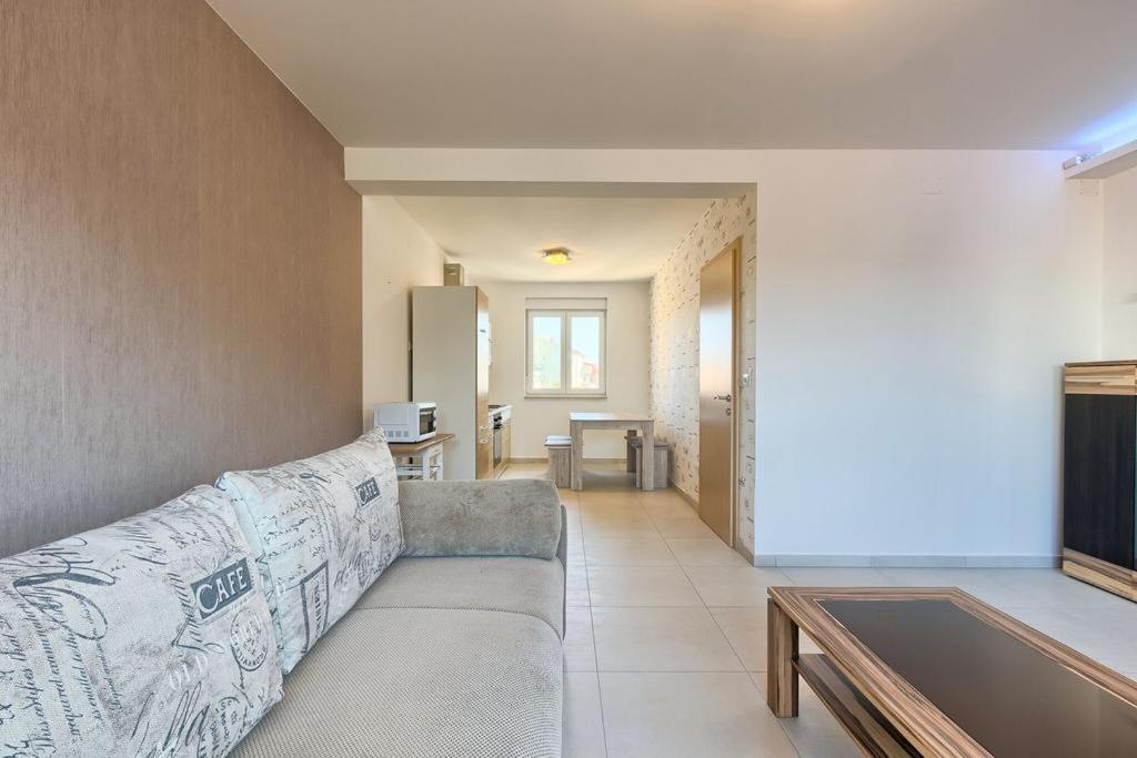 Lovely Fazana Apartments 400M From The Sea Bagian luar foto