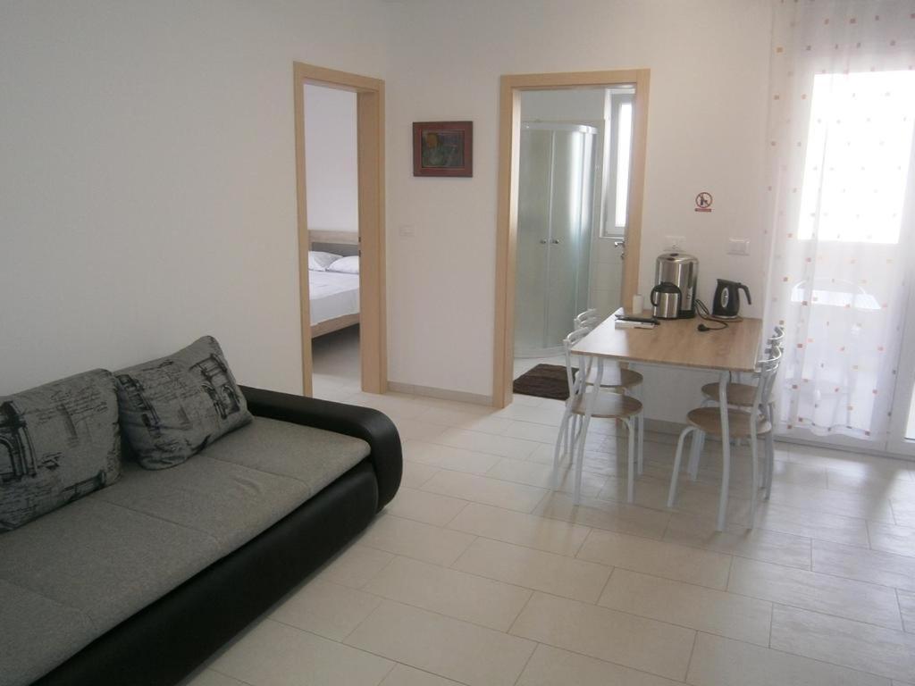 Lovely Fazana Apartments 400M From The Sea Bagian luar foto