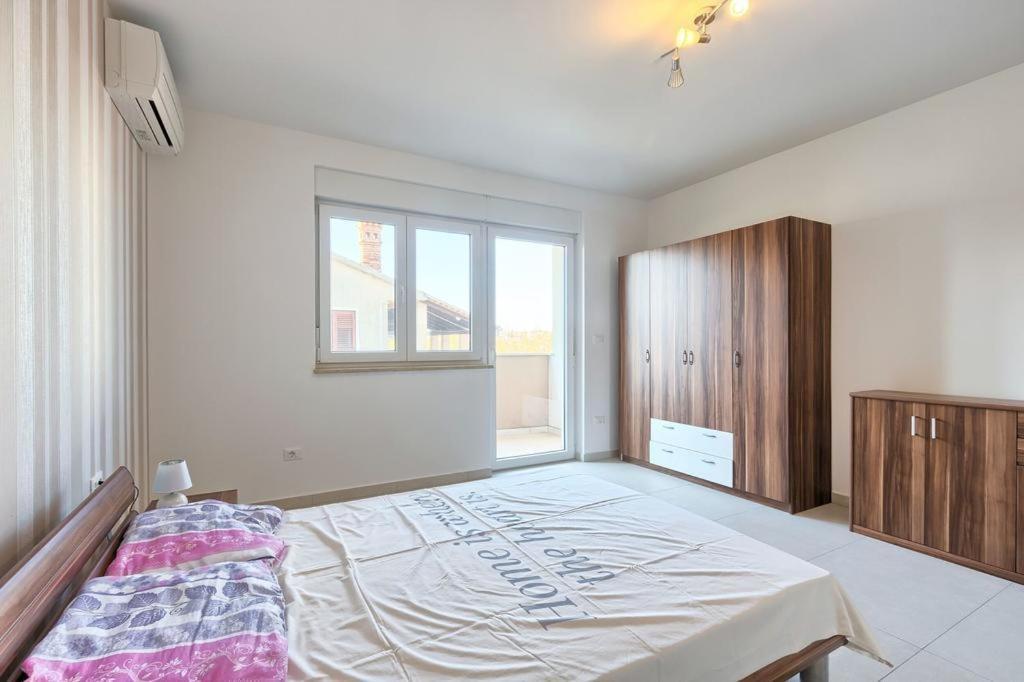 Lovely Fazana Apartments 400M From The Sea Bagian luar foto