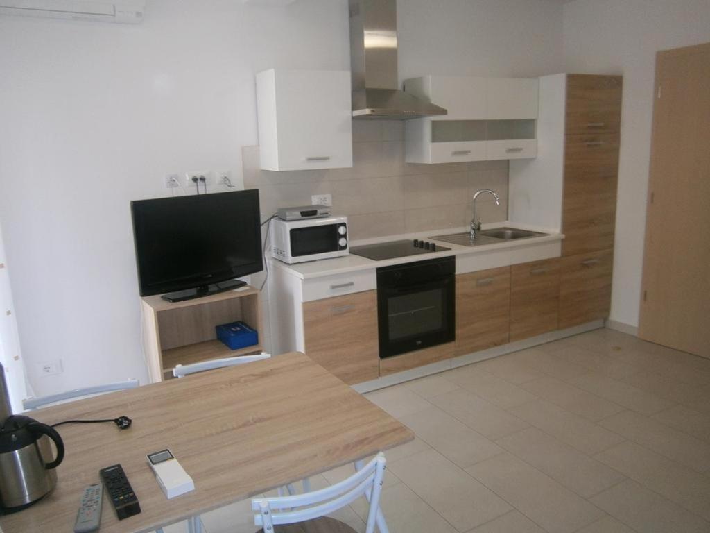 Lovely Fazana Apartments 400M From The Sea Bagian luar foto