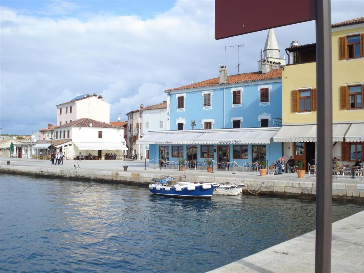 Lovely Fazana Apartments 400M From The Sea Bagian luar foto